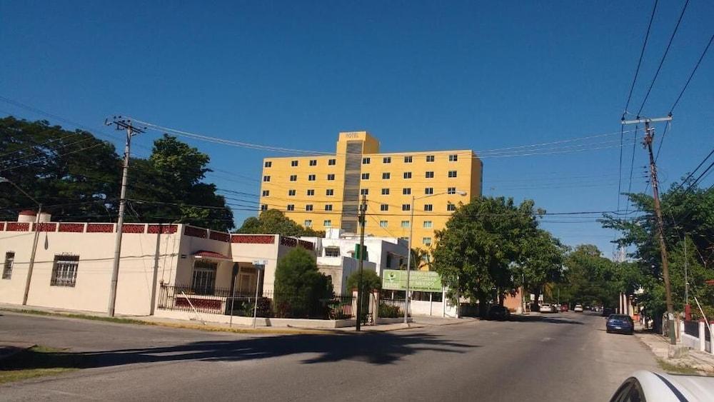 Misol-Ha Hotel Mérida Eksteriør billede